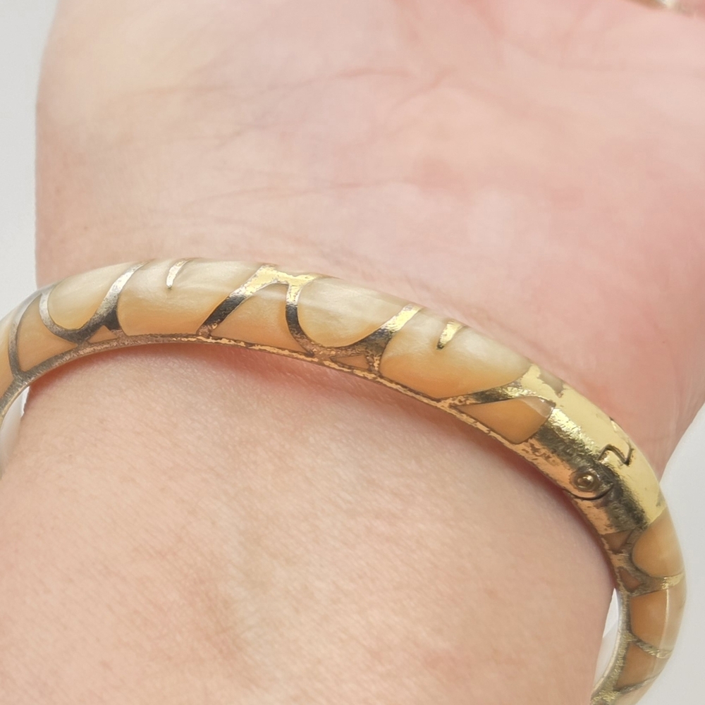 Cristina Sabatini Designer 18K Gold Plated Resin Clamper Bangle - Picture 9 of 16